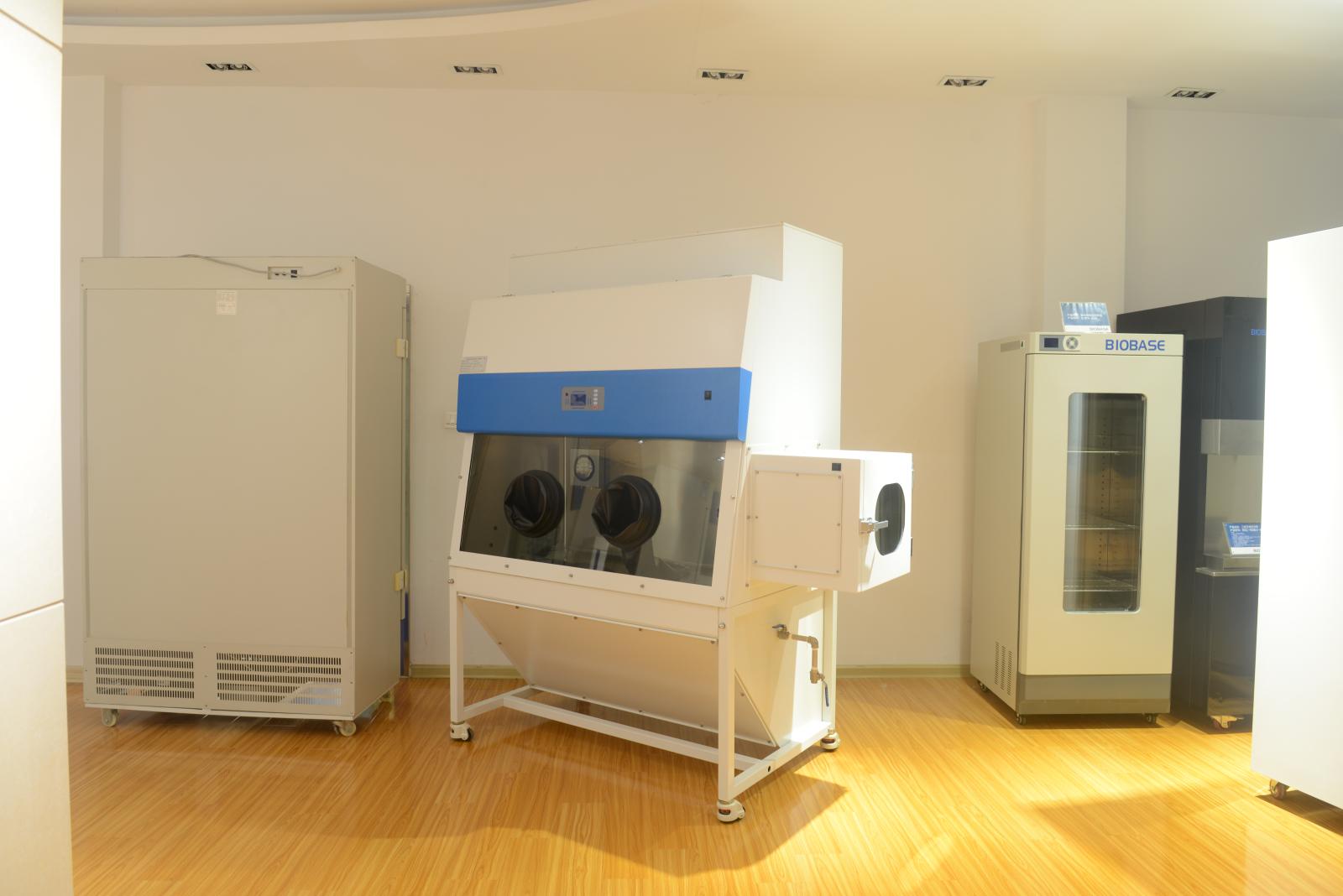 BSC-1100IIIX单人三级生物安全柜